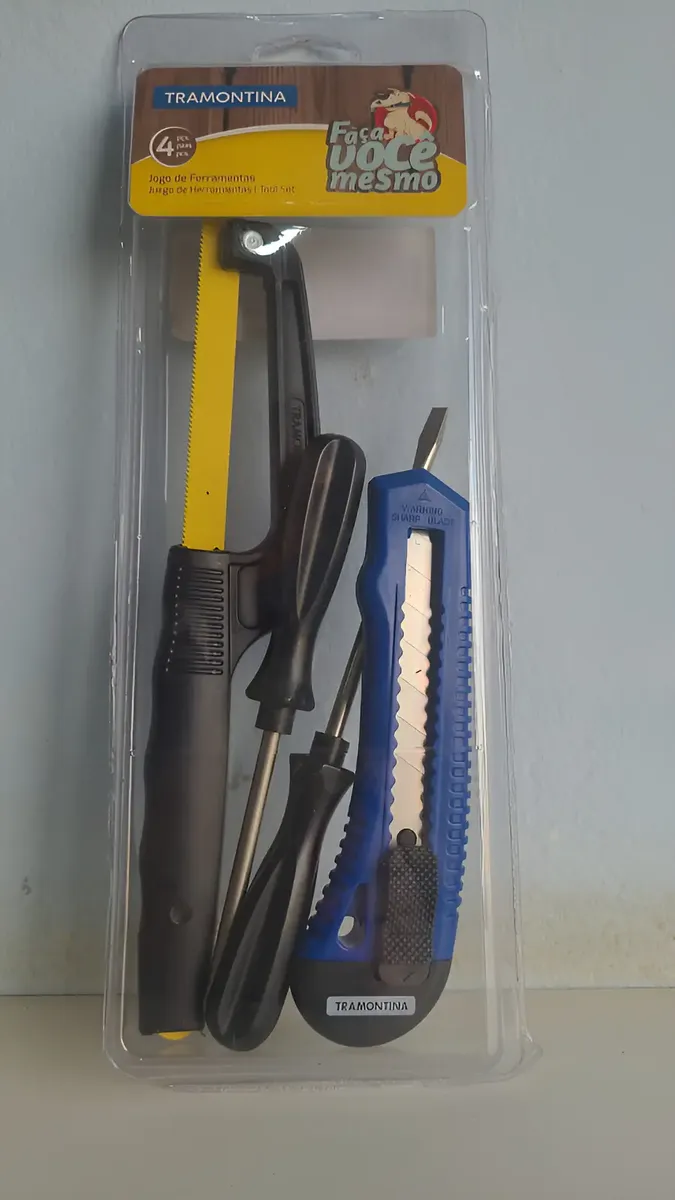 Imagem do produto Tramontina Kit de Ferramentas Trena, Chave e Serra 3 Pecas