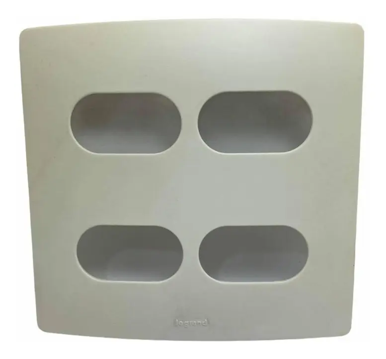 Imagem do produto Pial Legrand Placa 4X4 com 4 Postos Distanciados (2+2 Postos) Nereya Branco