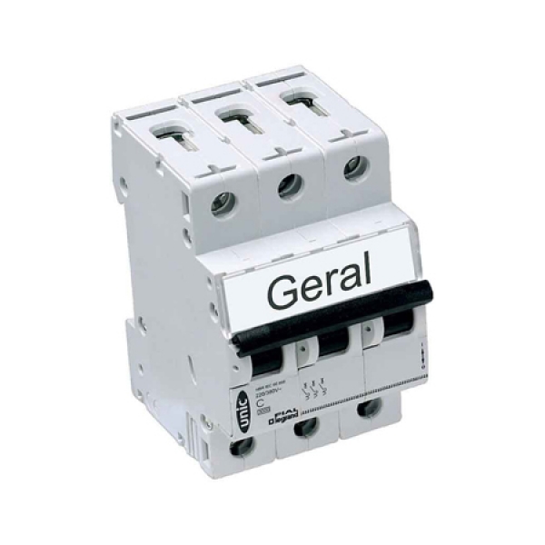 Imagem do produto Pial Legrand Disjuntor Tripolar DIN 32A Curva C Branco