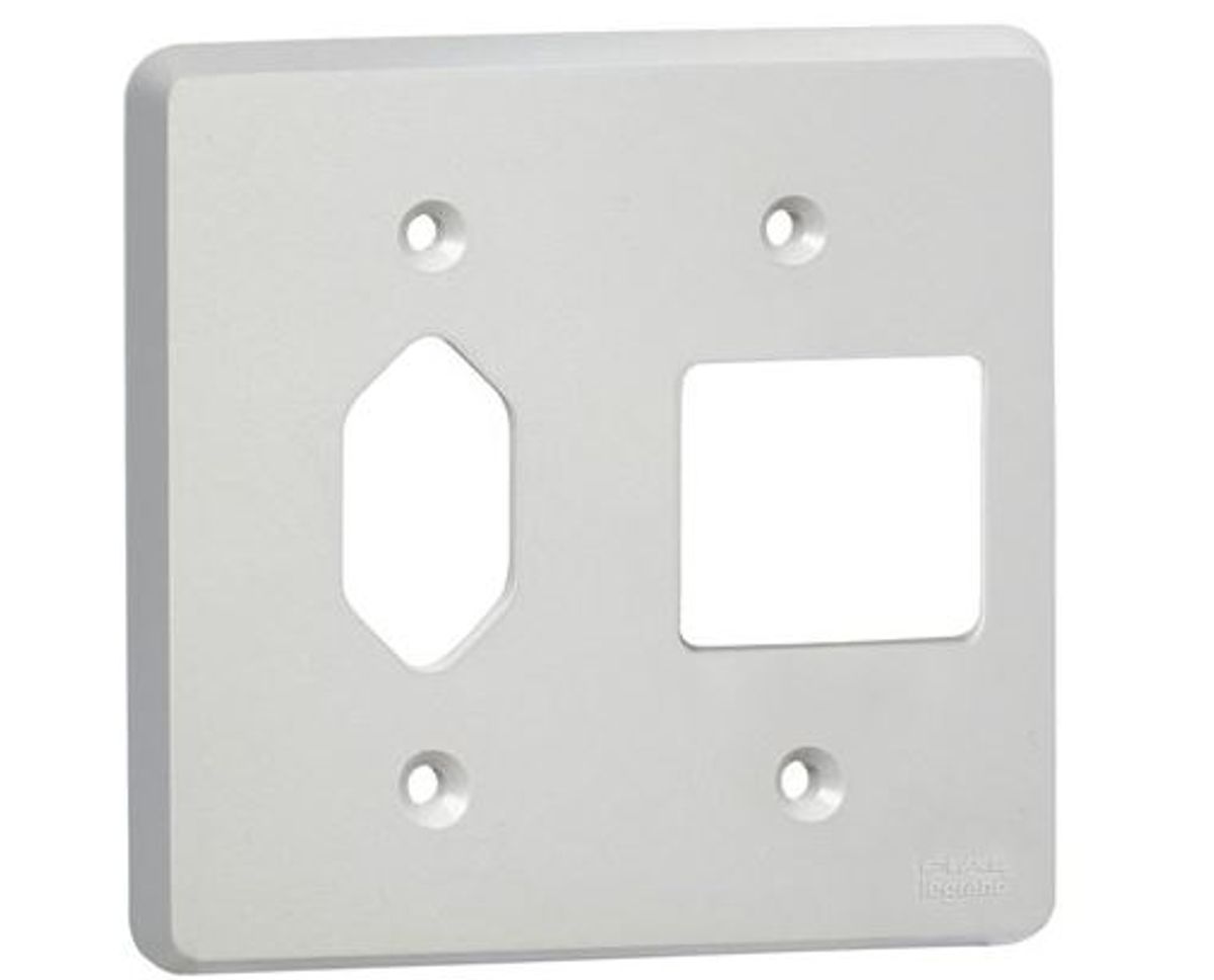 Imagem do produto Pial Legrand Placa 4x4 para 1 Tomada Retangular e 2 Postos Separados (TOM+2S) Clássica Cinza