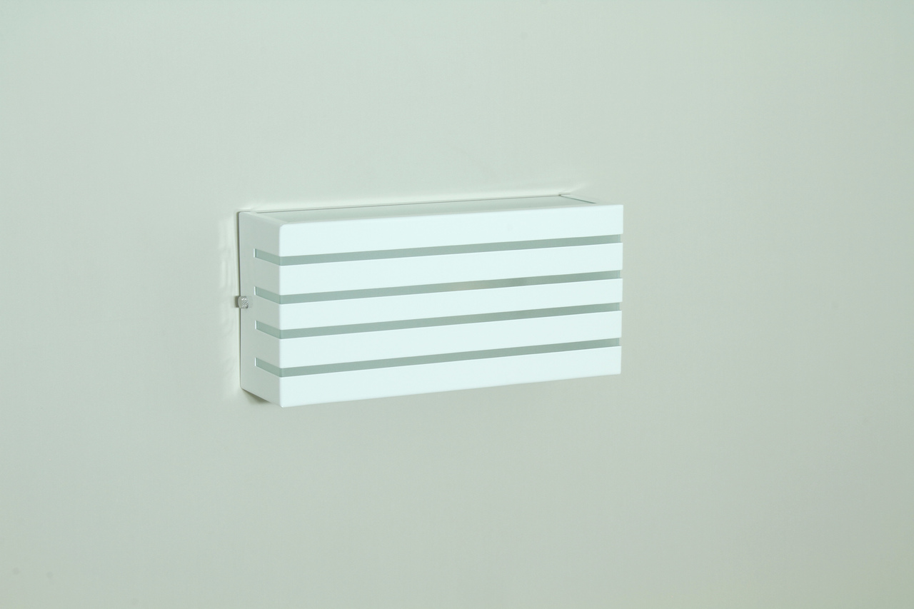 Imagem do produto Arandela Retangular com Frisos 10x30cm Preto - 123/10 Real Lustres
