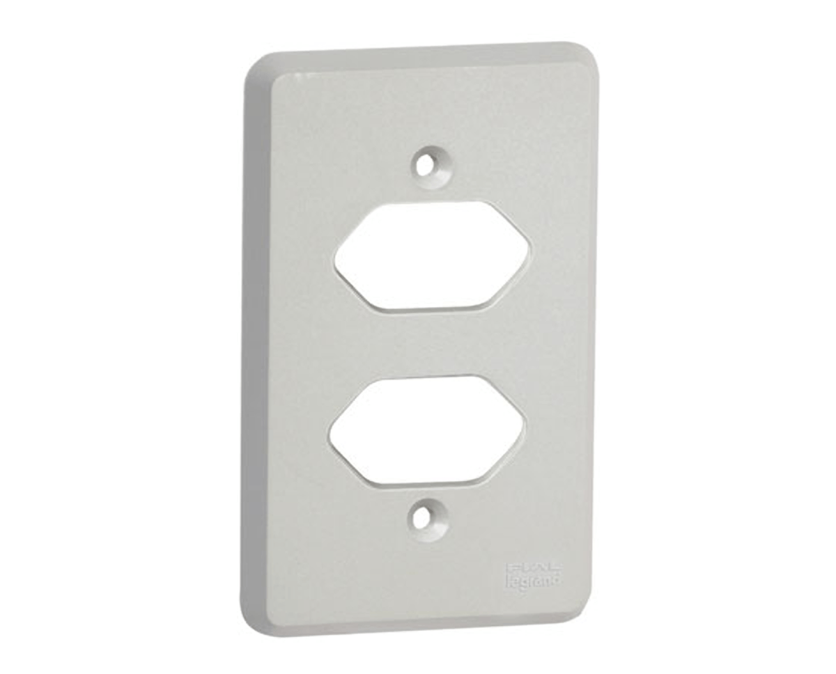 Imagem do produto Pial Plus Legrand Placa 4X2 com Duas Tomadas Integradas Branco