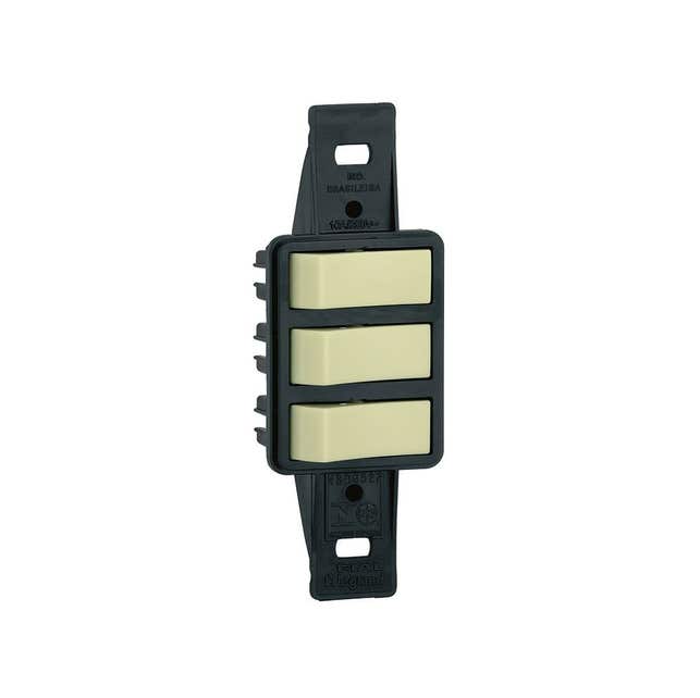 Imagem do produto Pial Plus Legrand Módulo Interruptor Triplo 3 Teclas Simples 10A Silentoque