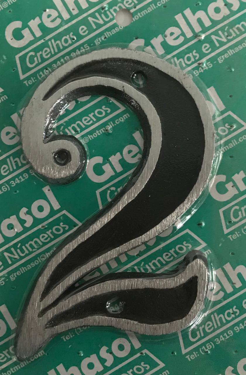 Imagem do produto Araça Número em Alumínio Naval Médio "2" 15,5 cm Araçá