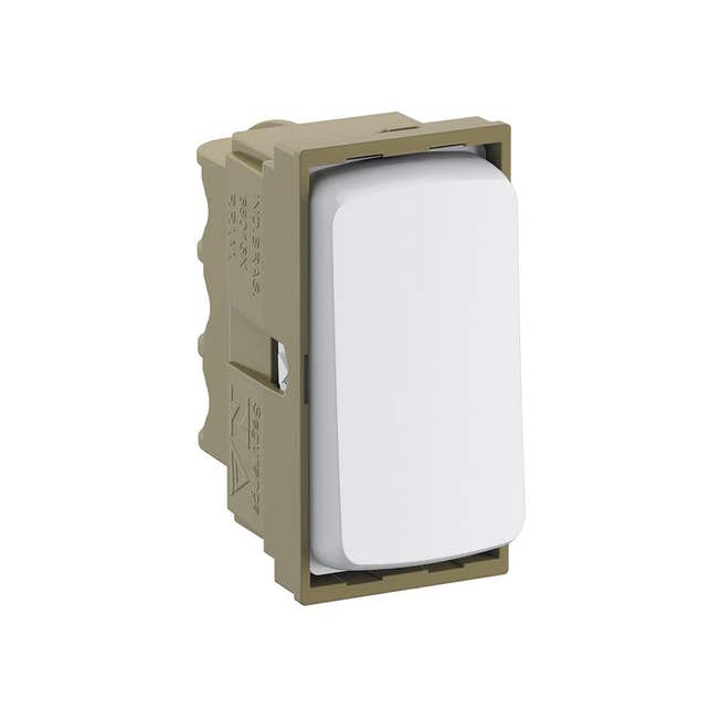 Imagem do produto Pial Legrand Conjunto Interruptor Simples 10A 250V 4X2 Zeffia Branco